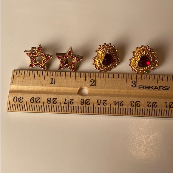 Vintage Avon Earring Set - Picture 8 of 8